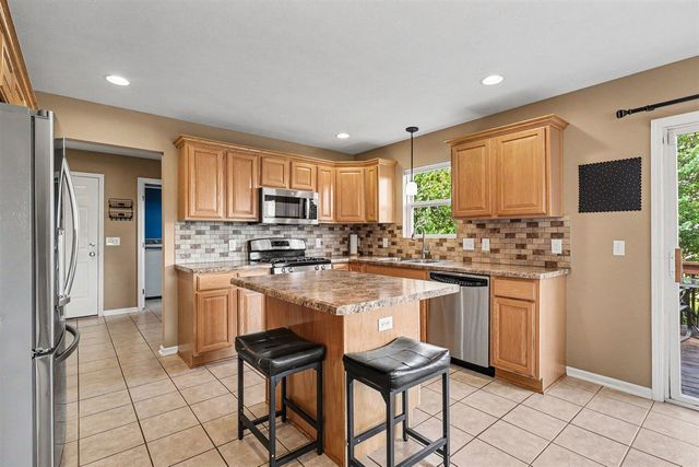 7046 Shady Knoll Drive, Caledonia, MI 49316