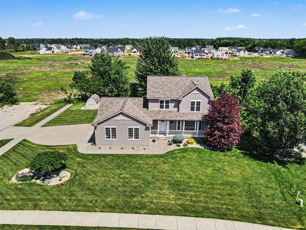 7046 Shady Knoll Drive, Caledonia, MI 49316