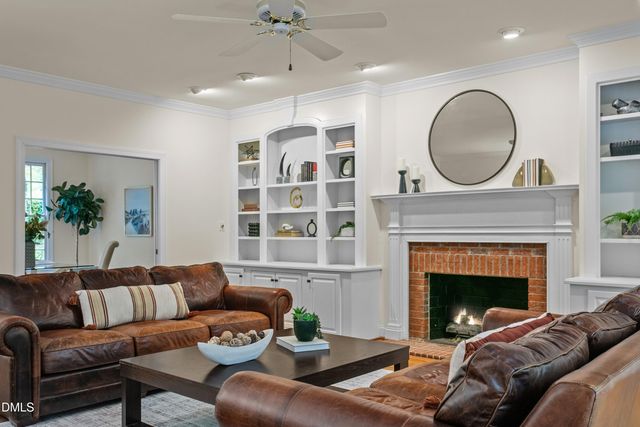 102 Woodsage Way, Cary, NC 27518