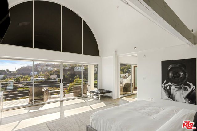 8435 FRANKLIN Avenue, West Hollywood, CA 90069