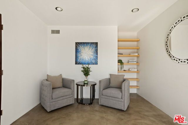 8435 FRANKLIN Avenue, West Hollywood, CA 90069