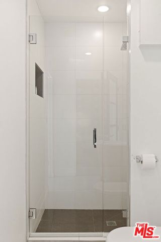 8435 FRANKLIN Avenue, West Hollywood, CA 90069