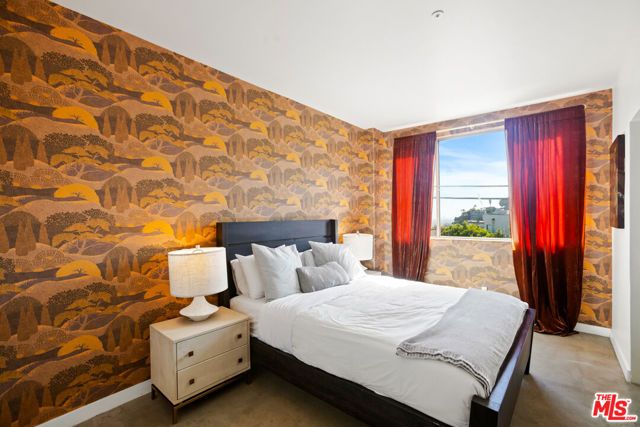 8435 FRANKLIN Avenue, West Hollywood, CA 90069