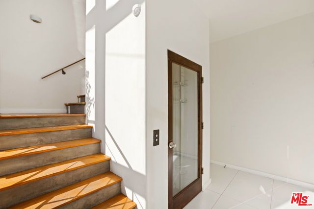 8435 FRANKLIN Avenue, West Hollywood, CA 90069