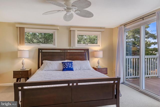 4 E 20TH ST, Barnegat Light, NJ 08006