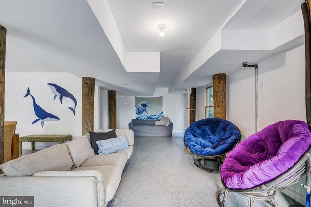 4 E 20TH ST, Barnegat Light, NJ 08006