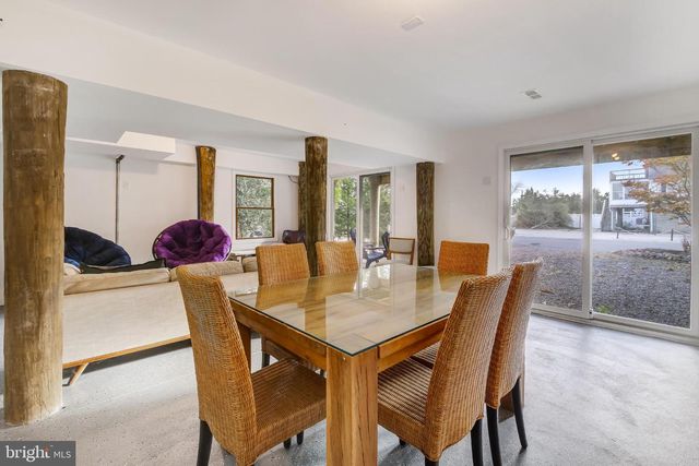 4 E 20TH ST, Barnegat Light, NJ 08006