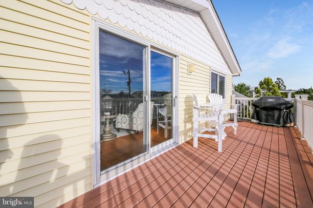 4 E 20TH ST, Barnegat Light, NJ 08006