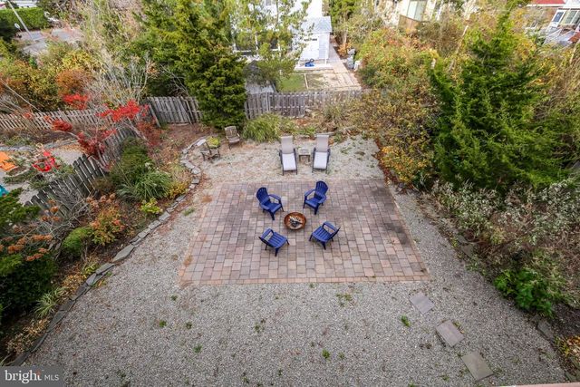 4 E 20TH ST, Barnegat Light, NJ 08006