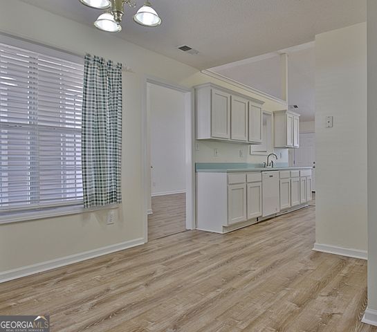 514 Sarahs Lane, Locust Grove, GA 30248