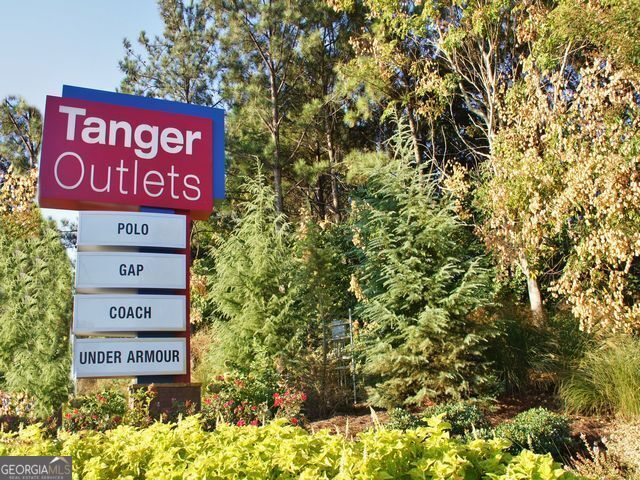 514 Sarahs Lane, Locust Grove, GA 30248