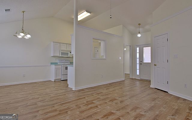 514 Sarahs Lane, Locust Grove, GA 30248