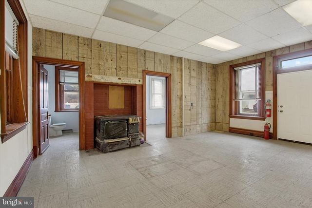 258 BALTIMORE ST, Hanover, PA 17331