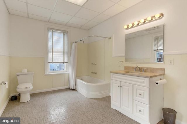 258 BALTIMORE ST, Hanover, PA 17331