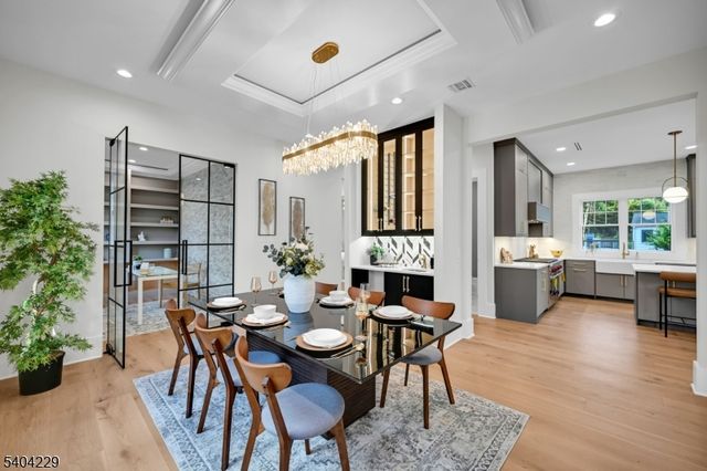 4 Drummond Ter, Livingston Twp., NJ 07039