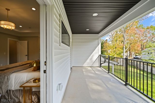 4 Drummond Ter, Livingston Twp., NJ 07039