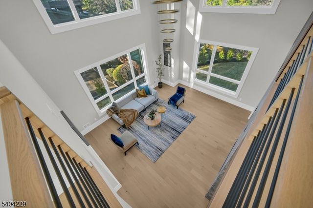 4 Drummond Ter, Livingston Twp., NJ 07039