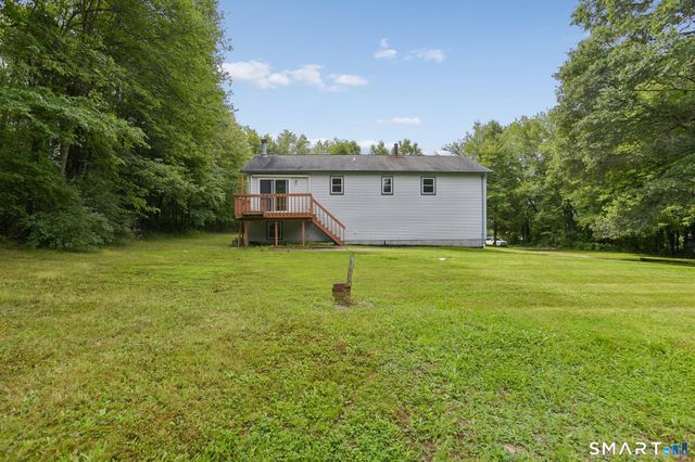 33 Deer Ridge Road, Stonington, CT 06378