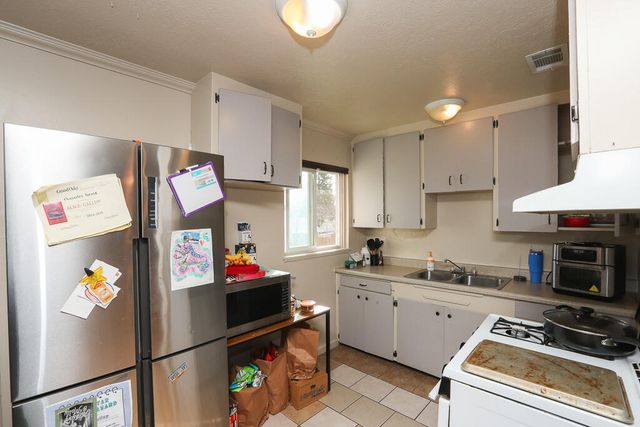 5145 Main Street, Shasta Lake, CA 96019