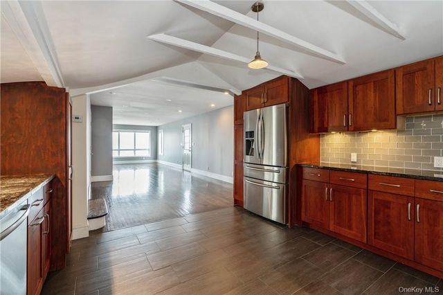 1 B Carroll Street, Bronx, NY 10464
