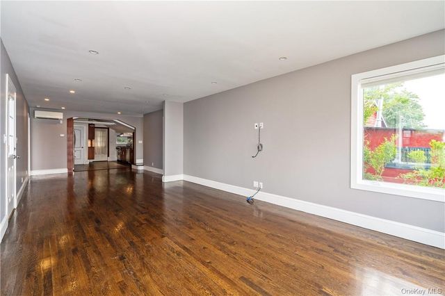 1 B Carroll Street, Bronx, NY 10464