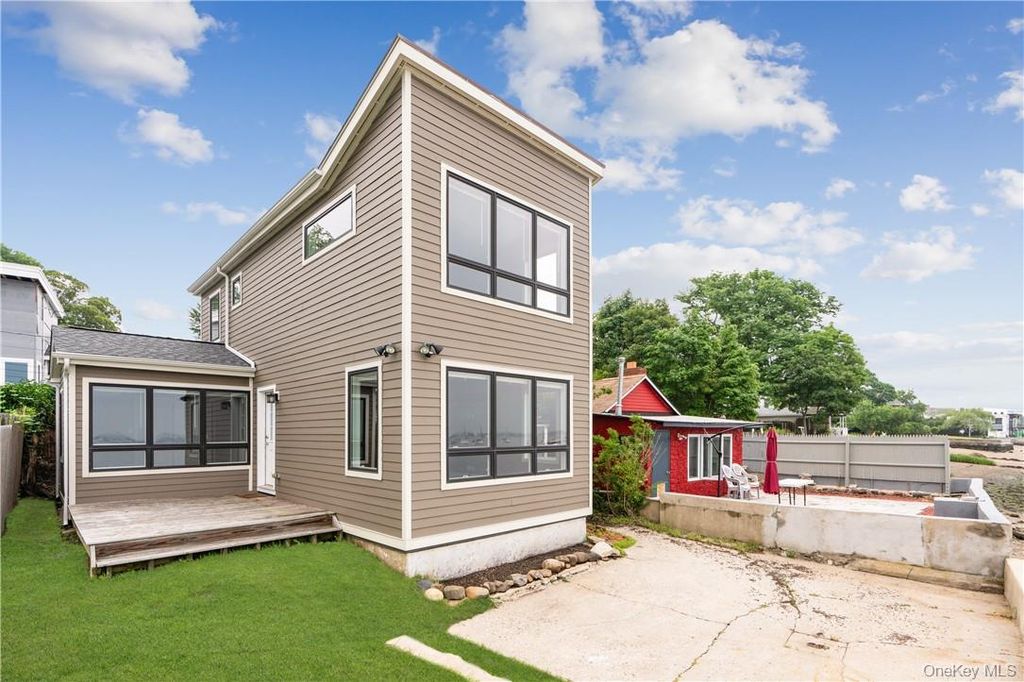 1 B Carroll Street, Bronx, NY 10464