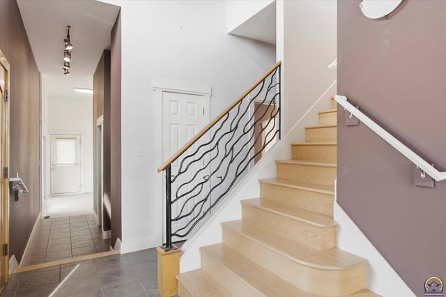 1935 E 850 Rd, Lecompton, KS 66050