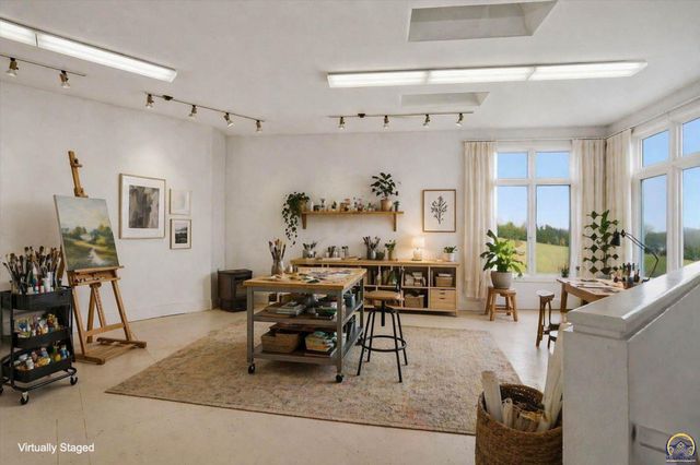 1935 E 850 Rd, Lecompton, KS 66050