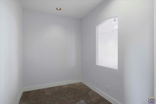 1935 E 850 Rd, Lecompton, KS 66050