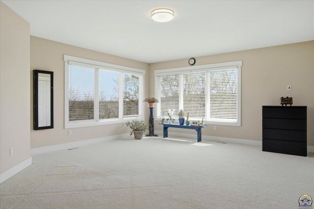 1935 E 850 Rd, Lecompton, KS 66050