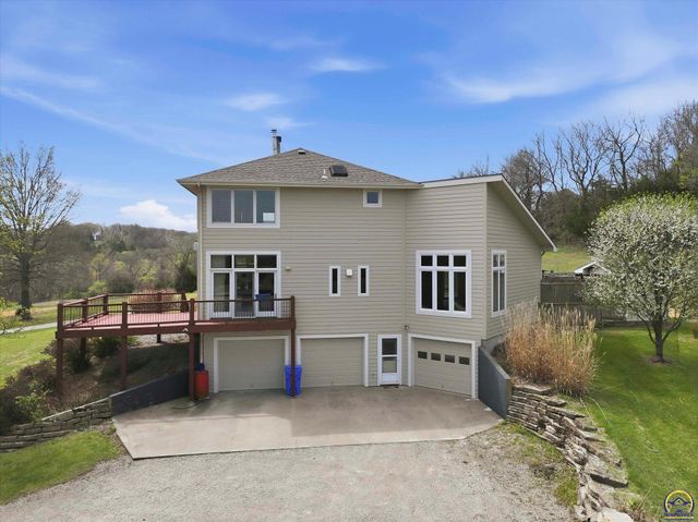 1935 E 850 Rd, Lecompton, KS 66050