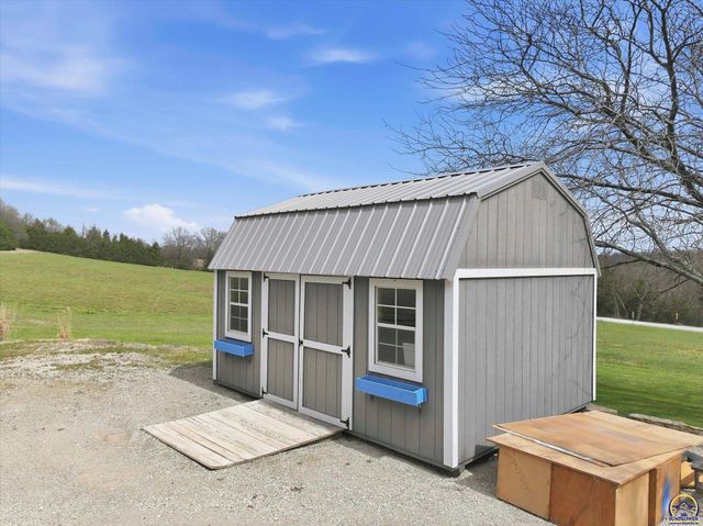 1935 E 850 Rd, Lecompton, KS 66050