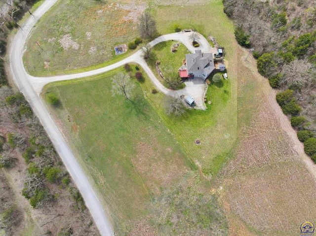 1935 E 850 Rd, Lecompton, KS 66050