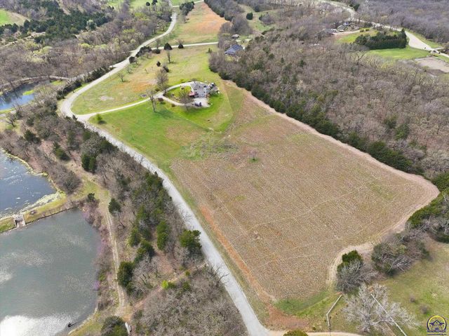 1935 E 850 Rd, Lecompton, KS 66050