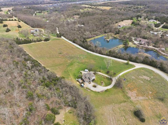 1935 E 850 Rd, Lecompton, KS 66050