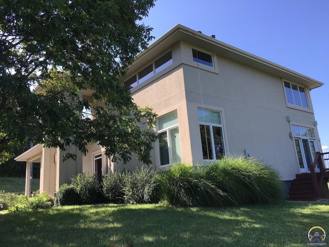 1935 E 850 Rd, Lecompton, KS 66050