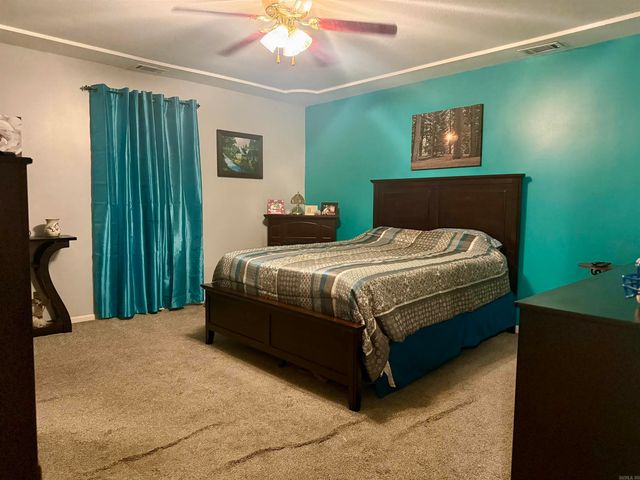 3007 Newcastle, Paragould, AR 72450