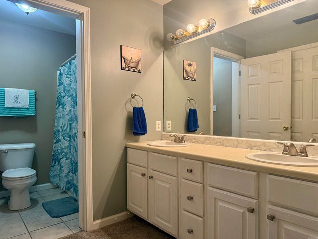 3007 Newcastle, Paragould, AR 72450