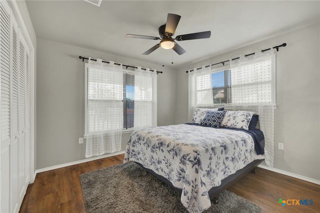 580 E Zipp Road, New Braunfels, TX 78130