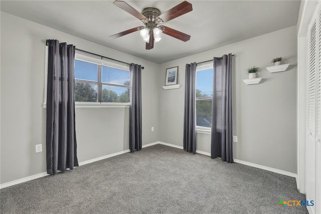 580 E Zipp Road, New Braunfels, TX 78130