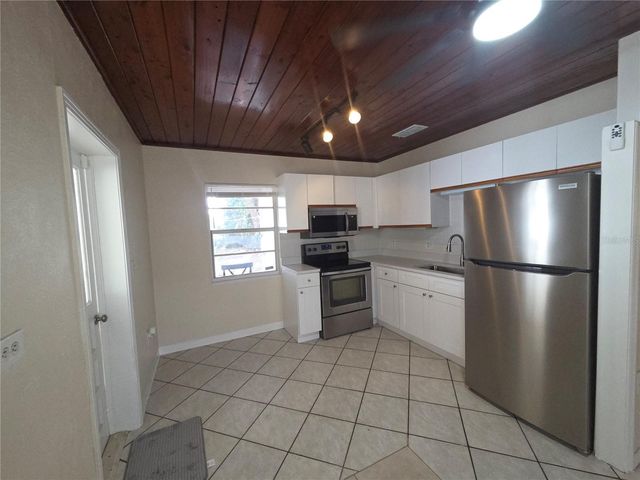 419 32ND AVENUE E, Bradenton, FL 34208