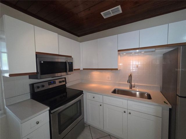 419 32ND AVENUE E, Bradenton, FL 34208
