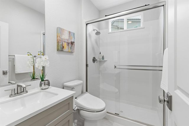 10922 Shadowport Ct, Stockton, CA 95219