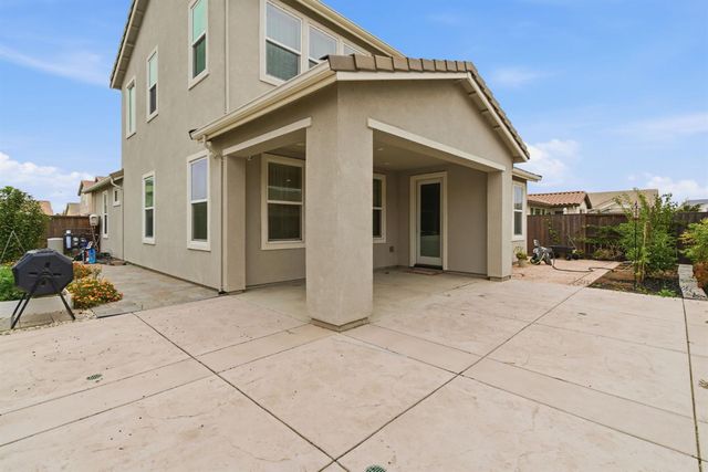 10922 Shadowport Ct, Stockton, CA 95219