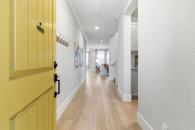 10922 Shadowport Ct, Stockton, CA 95219