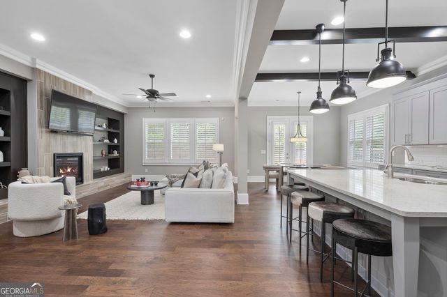 4884 Kentwood Drive, Marietta, GA 30068