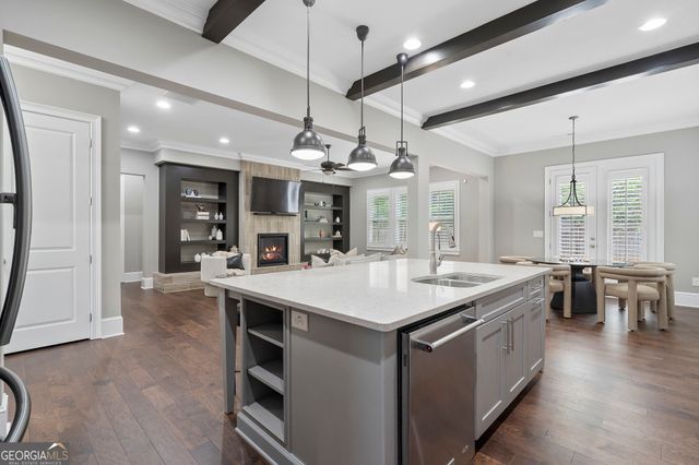 4884 Kentwood Drive, Marietta, GA 30068