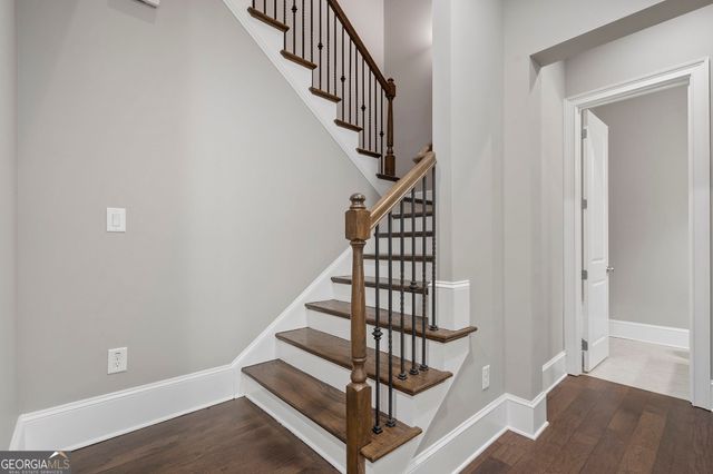 4884 Kentwood Drive, Marietta, GA 30068