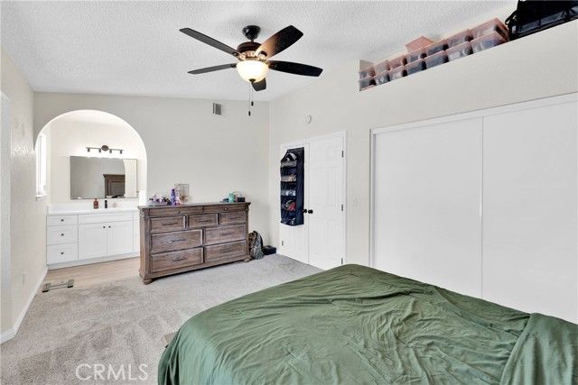 14769 Nanticoke Road, Apple Valley, CA 92307