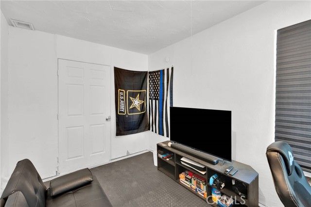 14769 Nanticoke Road, Apple Valley, CA 92307